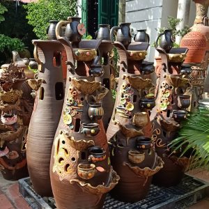 Thác nước phong thủy bầu